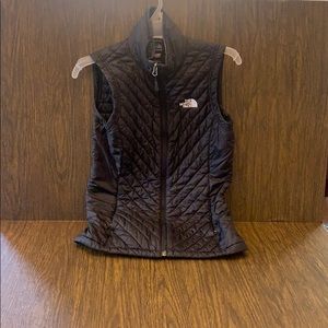 The North face vest
